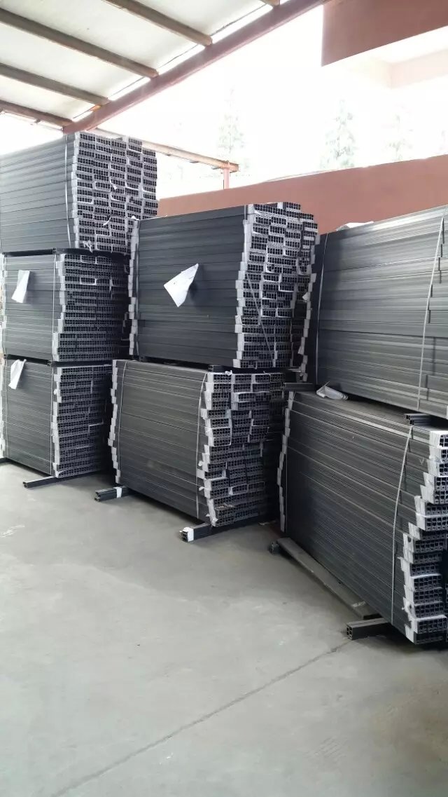 附框、副框、門窗副框、鋼塑共擠附框